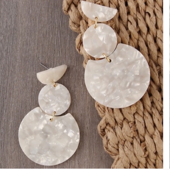 Earring bundle- 3 pairs! NEW - Picture 6 of 8